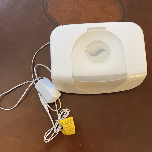 Munchkin Baby wipe warmer | like new | white - Picture 2 of 2